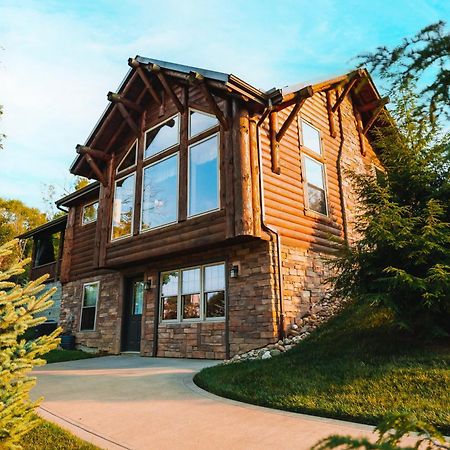 Water Lily Cabin By Amish Country Lodging Berlin Exterior photo
